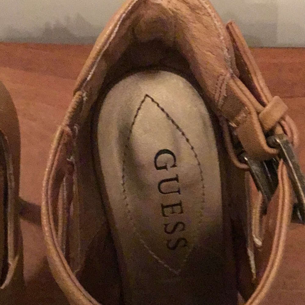 Guess heels - Picture 3 of 4